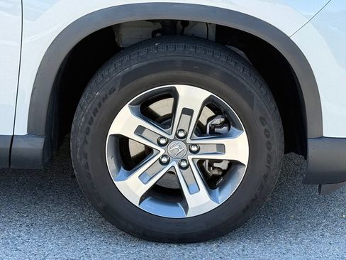 Used 2023 Honda Pilot EX-L image 11