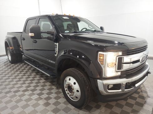 Used 2018 Ford F450 XLT AWD/4WD image 4