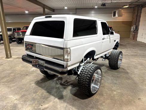 Used 1994 Ford Bronco XLT image 22