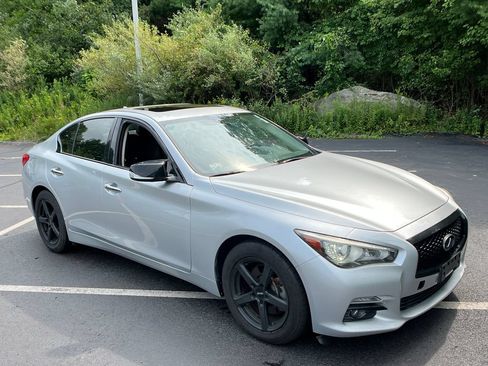 Used 2017 INFINITI Q50 Premium w/ 2.0T Premium Plus Package AWD/4WD image 8