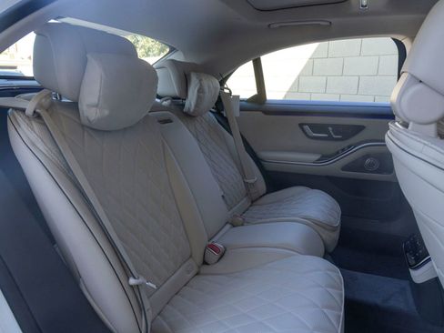 New 2026 Mercedes-Benz S 580 4MATIC Sedan image 23