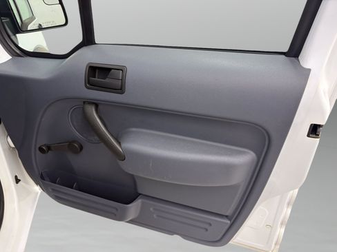 Used 2013 Ford Transit Connect XL FWD image 21