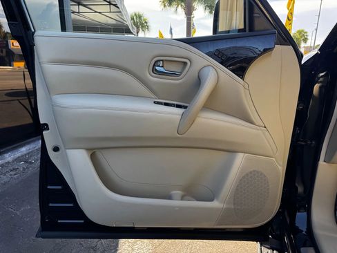 Used 2022 INFINITI QX80 Luxe w/ Cargo Package image 15