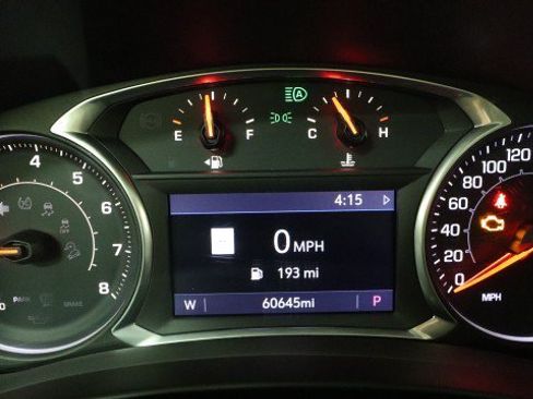 Used 2020 GMC Terrain Denali w/ GMC Pro Grade Package AWD/4WD image 24