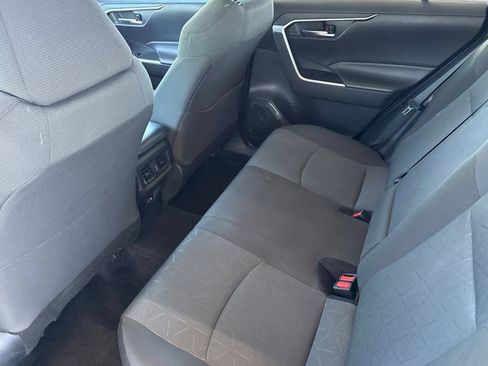 Used 2024 Toyota RAV4 XLE FWD image 6