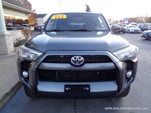Used 2018 Toyota 4Runner SR5 image 23