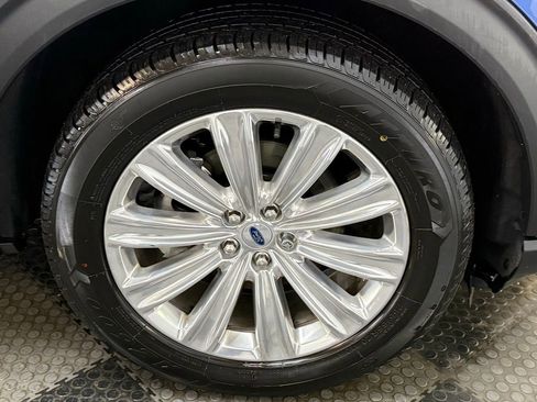 Used 2022 Ford Explorer Limited w/ Equipment Group 301A image 16