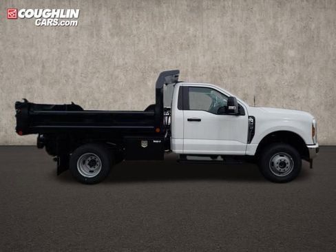 New 2025 Ford F350 XL w/ XL Chrome Package image 10