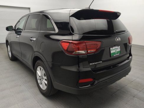 Used 2020 Kia Sorento FWD V6 image 5