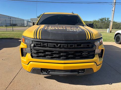 Used 2023 Chevrolet Silverado 1500 Custom w/ LPO, Dark Essentials Package RWD image 2