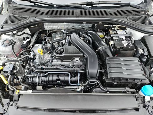 Used 2025 Volkswagen Jetta Sport FWD image 29