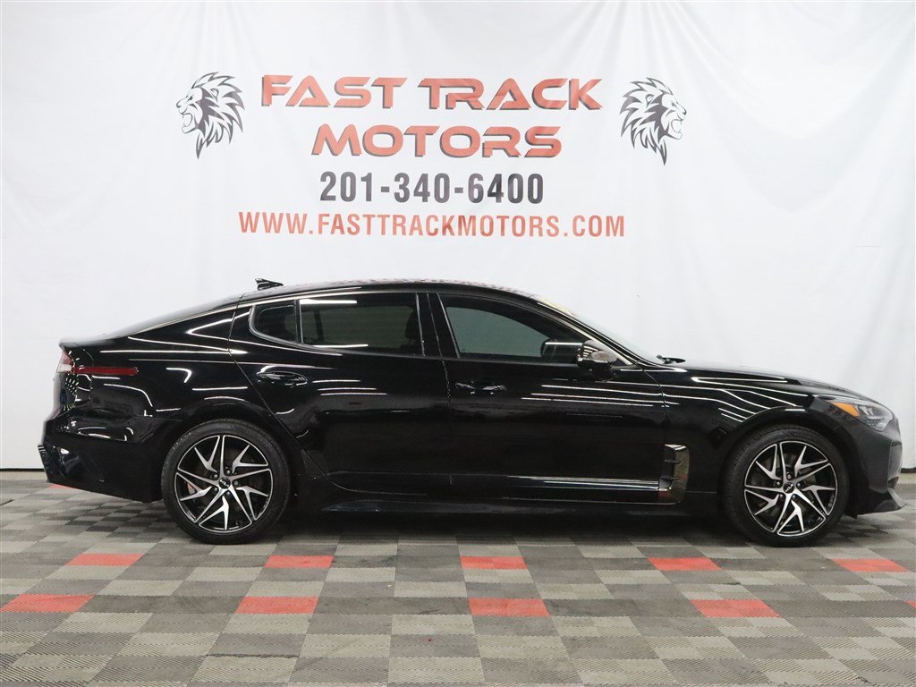 Used 2022 Kia Stinger GT-Line RWD image 4