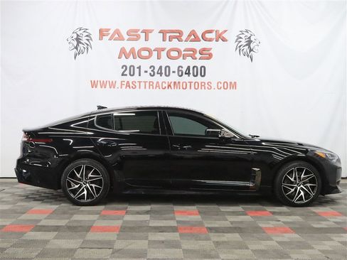 Used 2022 Kia Stinger GT-Line RWD image 4