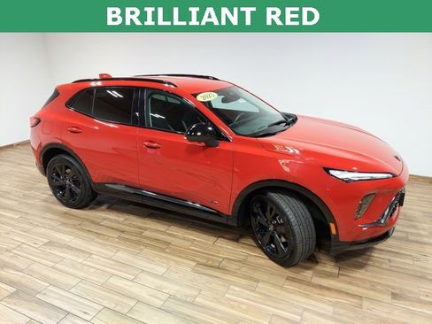 Certified 2025 Buick Envision Sport Touring image 9