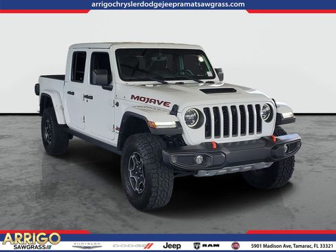 Used 2023 Jeep Gladiator Mojave w/ LED Lighting Group AWD/4WD image 1