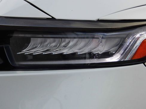 Used 2022 Honda Accord Sport image 21