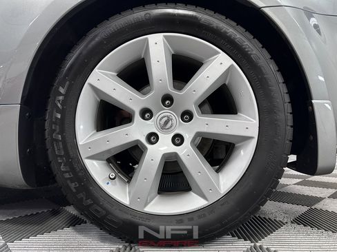 Used 2004 Nissan 350Z Touring RWD image 24