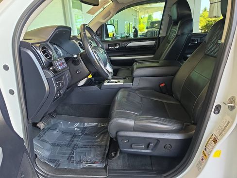 Used 2017 Toyota Tundra Platinum AWD/4WD image 23