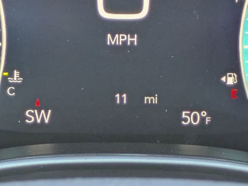 New 2026 Chrysler Pacifica Select FWD image 11