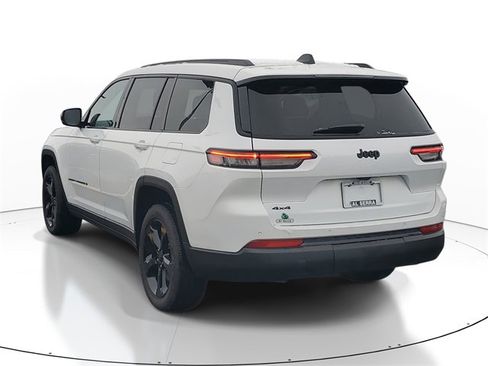 New 2025 Jeep Grand Cherokee L Altitude image 3