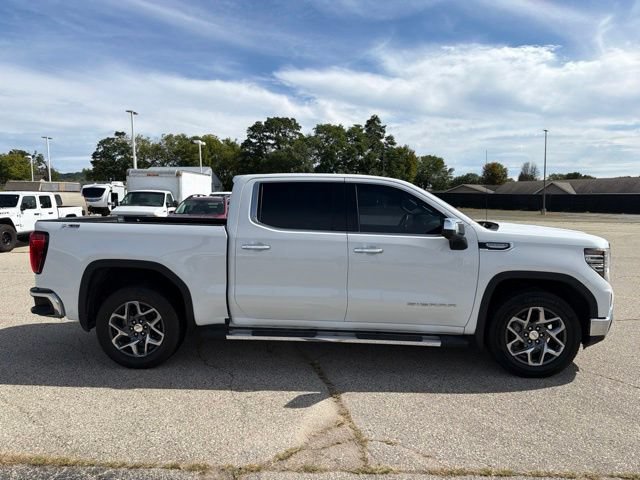 Used 2025 GMC Sierra 1500 SLT AWD/4WD image 5