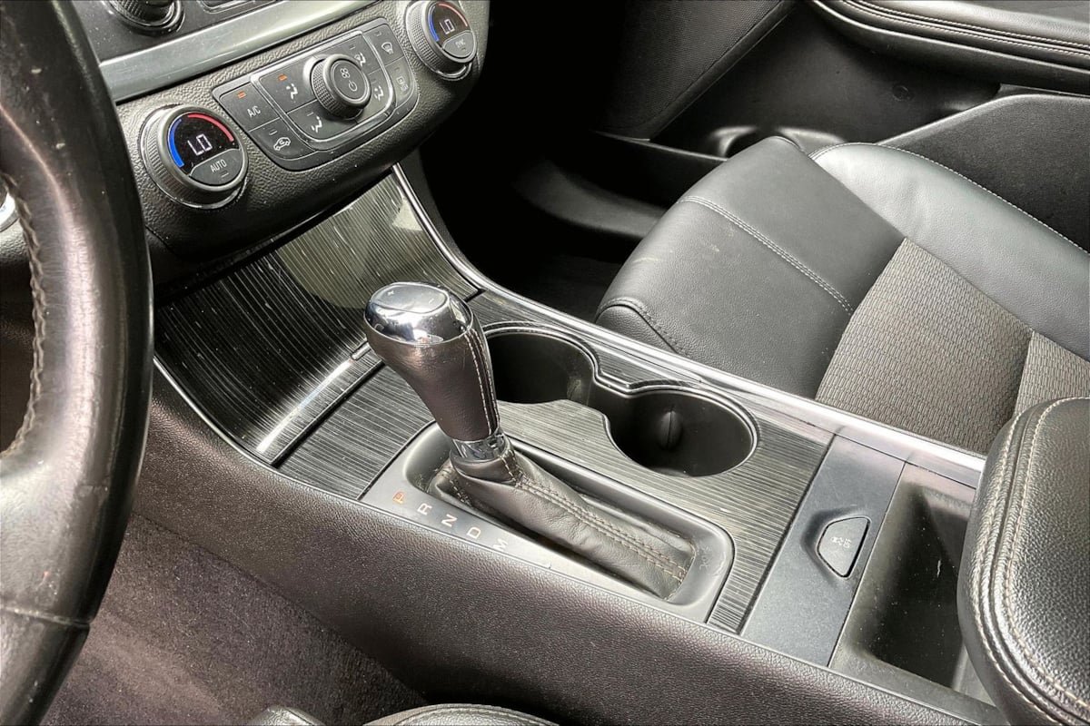 Used 2020 Chevrolet Impala LT FWD image 15