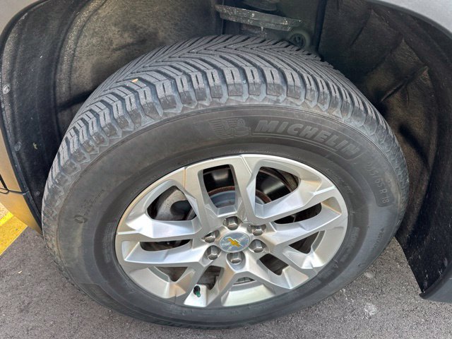 Certified 2020 Chevrolet Traverse LS FWD image 2