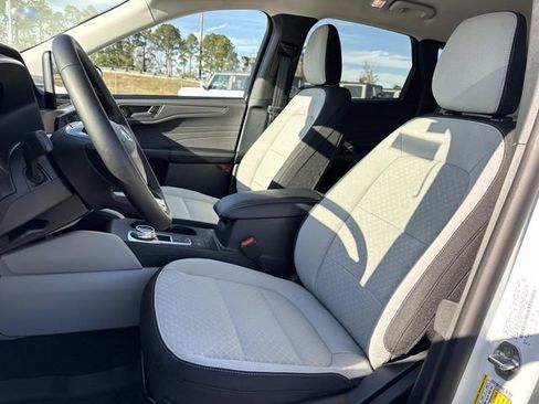 New 2026 Ford Escape Active w/ Cold Weather Package image 18