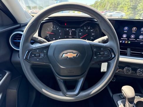 Used 2024 Chevrolet Trax LS FWD image 15