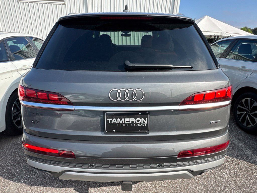 Used 2026 Audi Q7 3.0T Prestige w/ Prestige Package AWD/4WD image 3