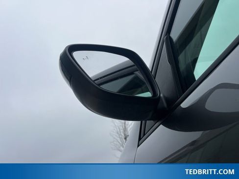 Used 2022 Ford Escape SEL w/ SEL Stealth AWD Package image 43