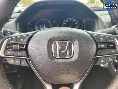 Used 2022 Honda Accord Touring image 35