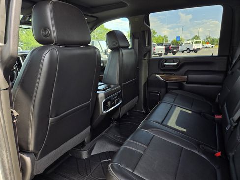 Used 2022 Chevrolet Silverado 3500 High Country AWD/4WD image 30