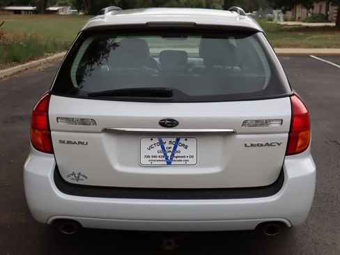 Used 2007 Subaru Legacy Wagon AWD/4WD image 6