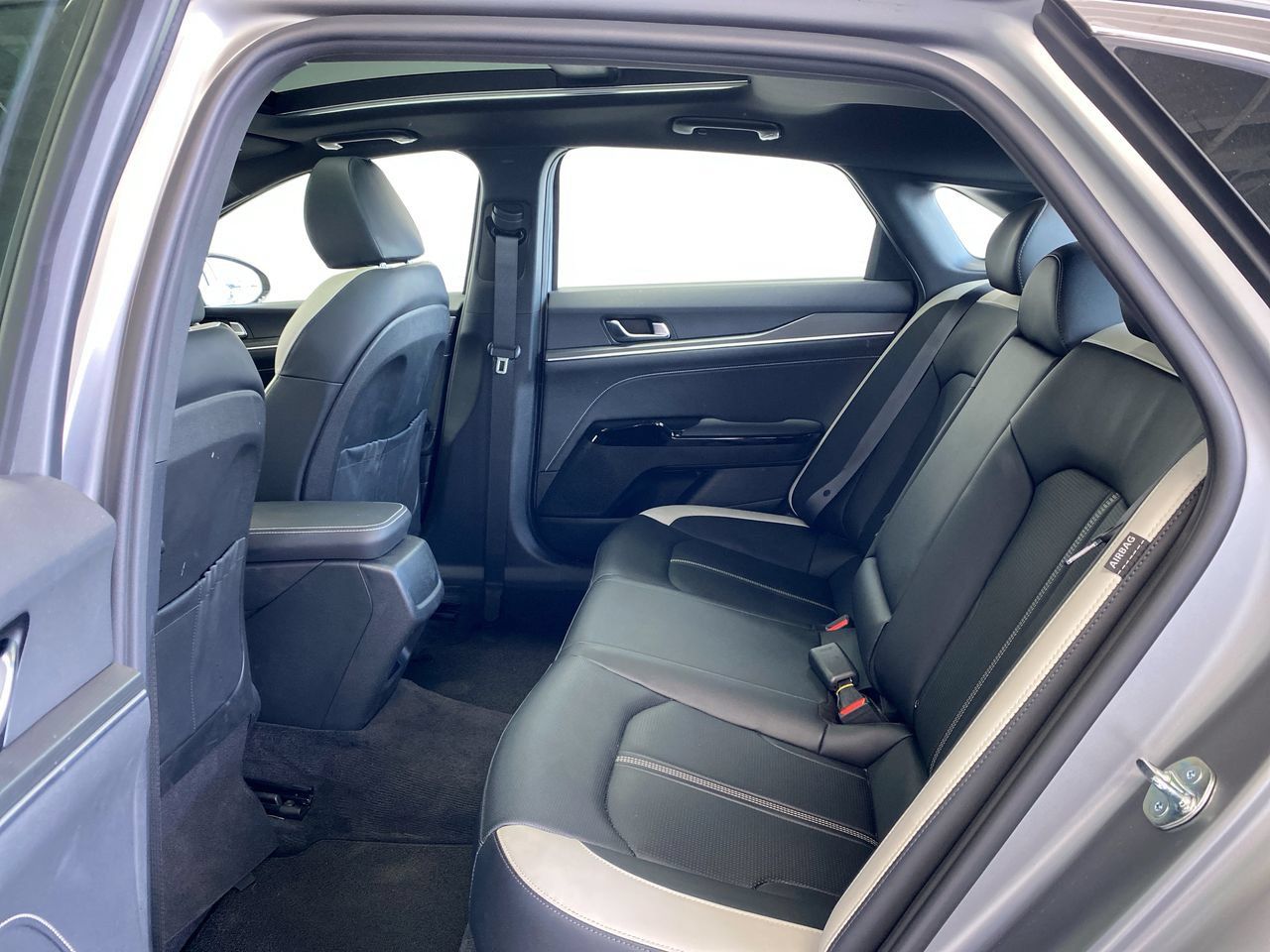 Certified 2026 Kia K5 GT-Line w/ GT-Line Premium Package FWD image 34