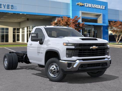 New 2026 Chevrolet Silverado 3500 W/T w/ WT Convenience Package AWD/4WD image 7