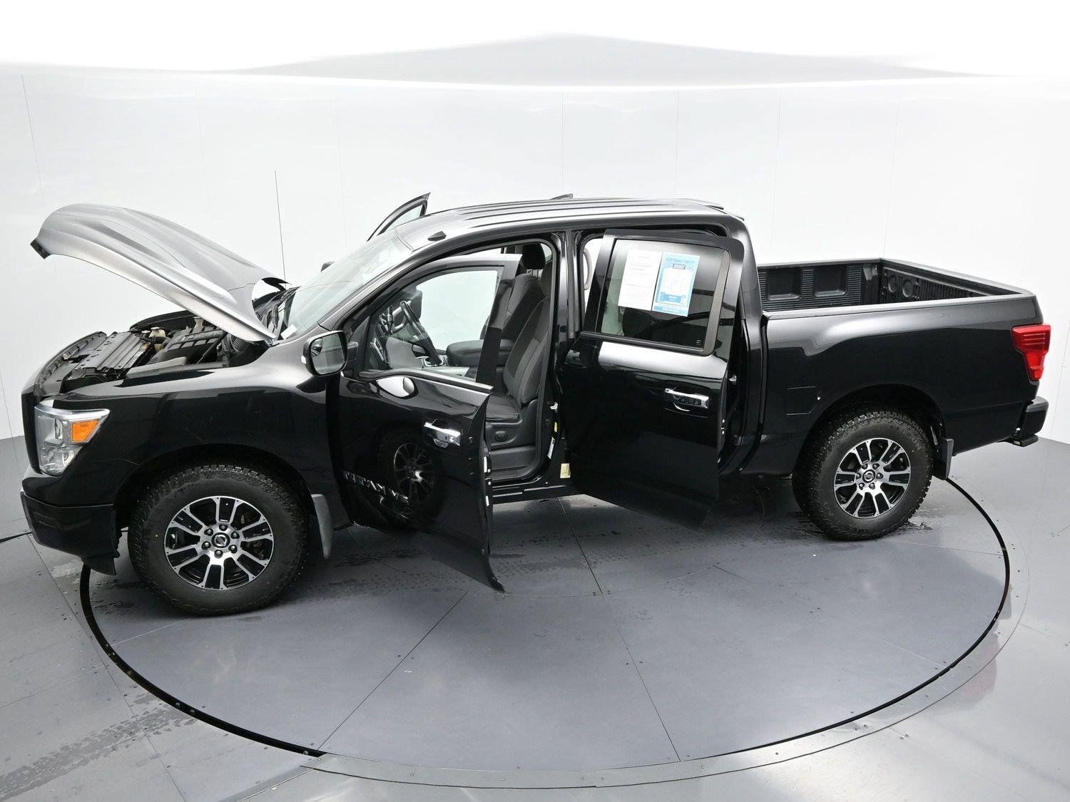 Used 2020 Nissan Titan SV w/ SV Convenience Package AWD/4WD image 42