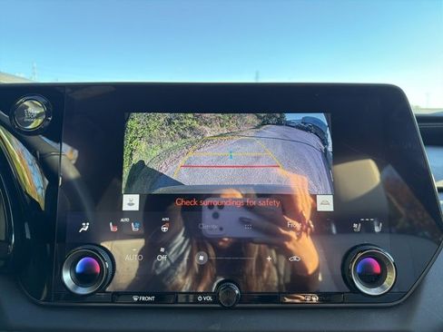 Used 2023 Lexus RX 350 Premium image 12