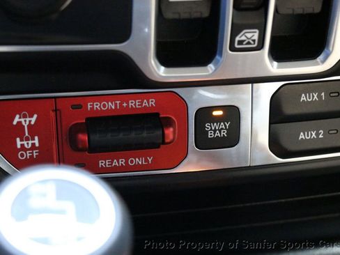 Used 2018 Jeep Wrangler Unlimited Rubicon w/ Dual Top Group image 40