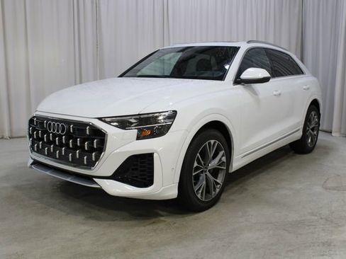 Used 2024 Audi Q8 Prestige w/ Prestige Package AWD/4WD image 36