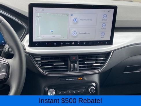 Used 2023 Ford Escape Platinum image 9