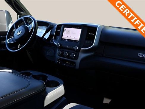 Used 2024 RAM 2500 Big Horn image 17