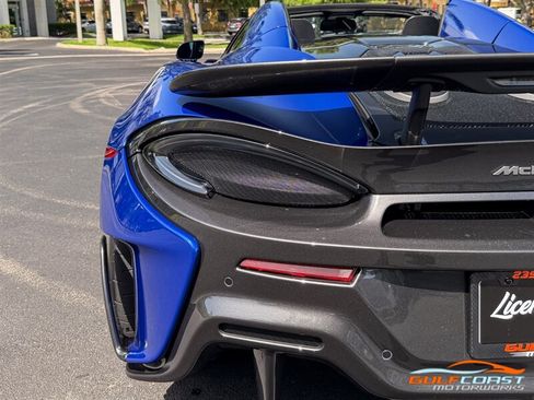 Used 2020 McLaren 600LT Spider RWD image 47