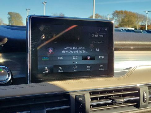 Used 2022 Lincoln Corsair FWD w/ Premium Package image 27