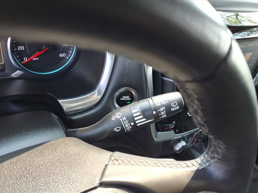 Used 2023 Chevrolet Traverse LT w/ Midnight/Sport Edition AWD/4WD image 21