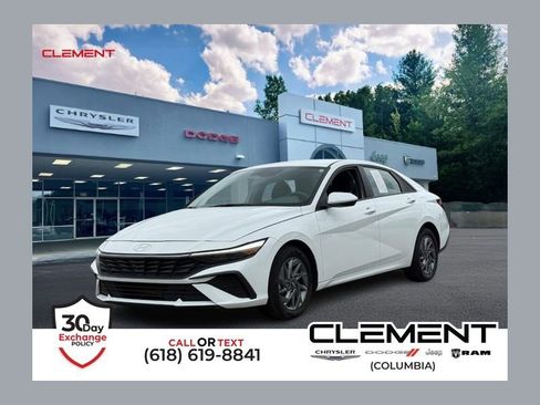 Used 2024 Hyundai Elantra SEL FWD image 1