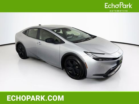 Used 2026 Toyota Prius LE FWD image 1