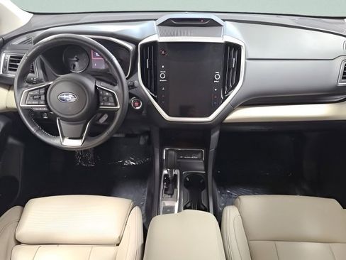 Used 2023 Subaru Ascent Limited AWD/4WD image 2
