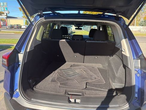 Used 2023 Nissan Rogue SV image 28