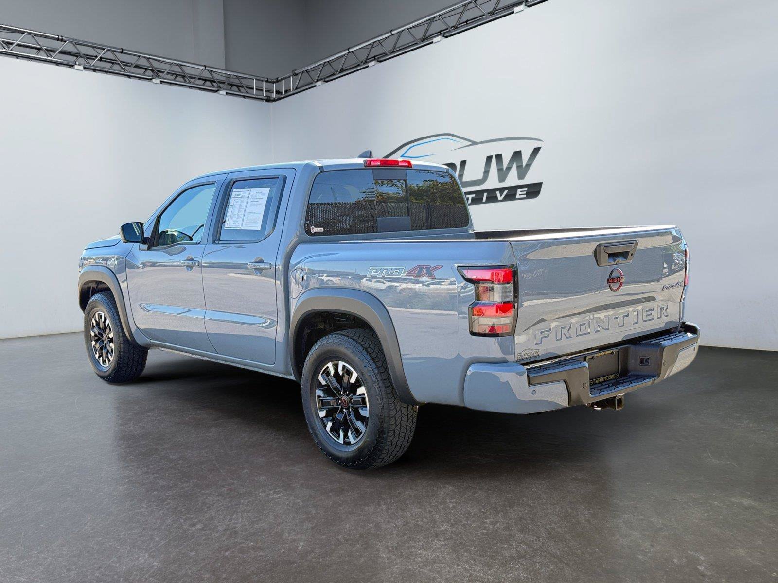 Used 2023 Nissan Frontier PRO-4X w/ Pro Convenience Package AWD/4WD image 5